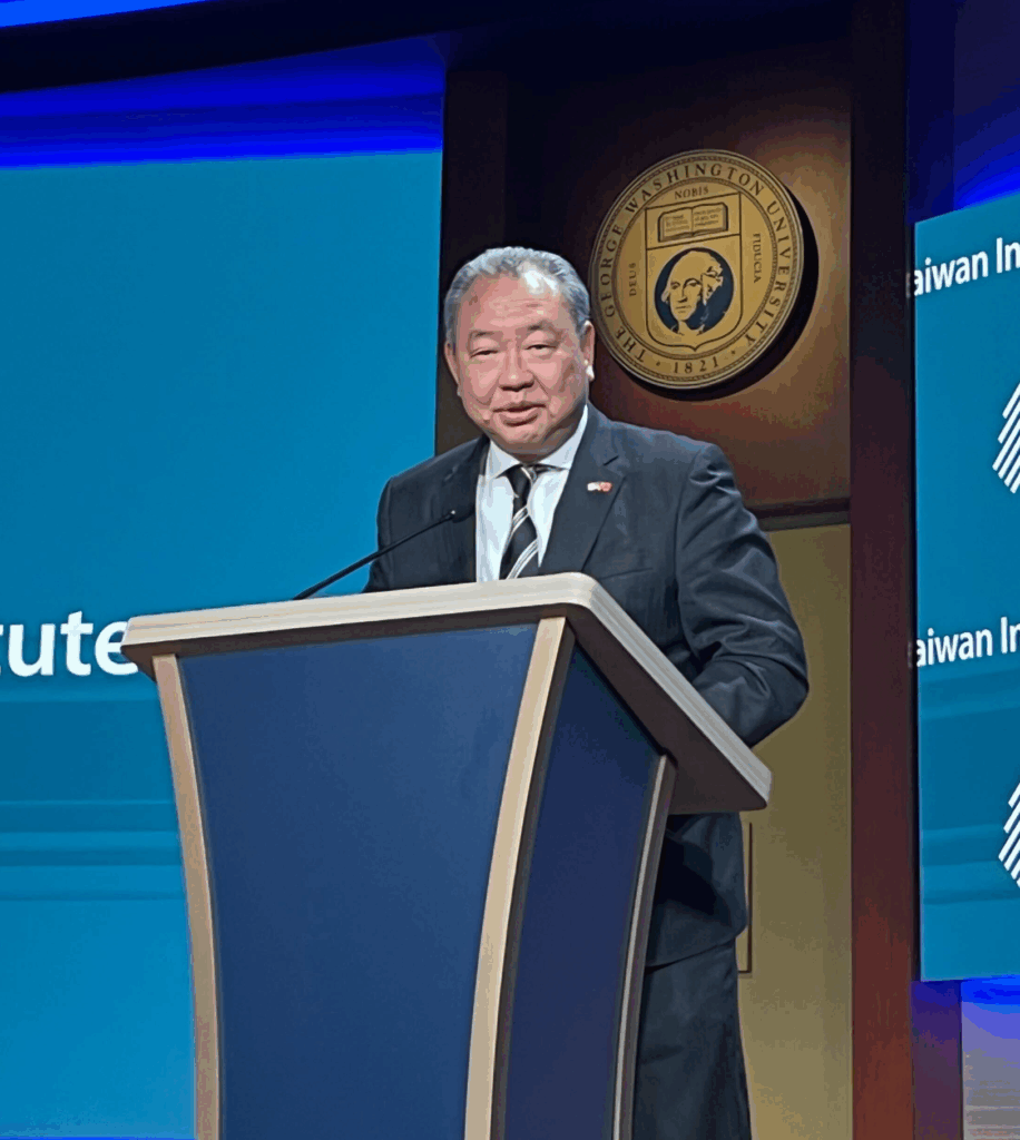 Taiwan Representative to the United States Ambassador Alexander Yui Tah-ray giving a keynote speech.