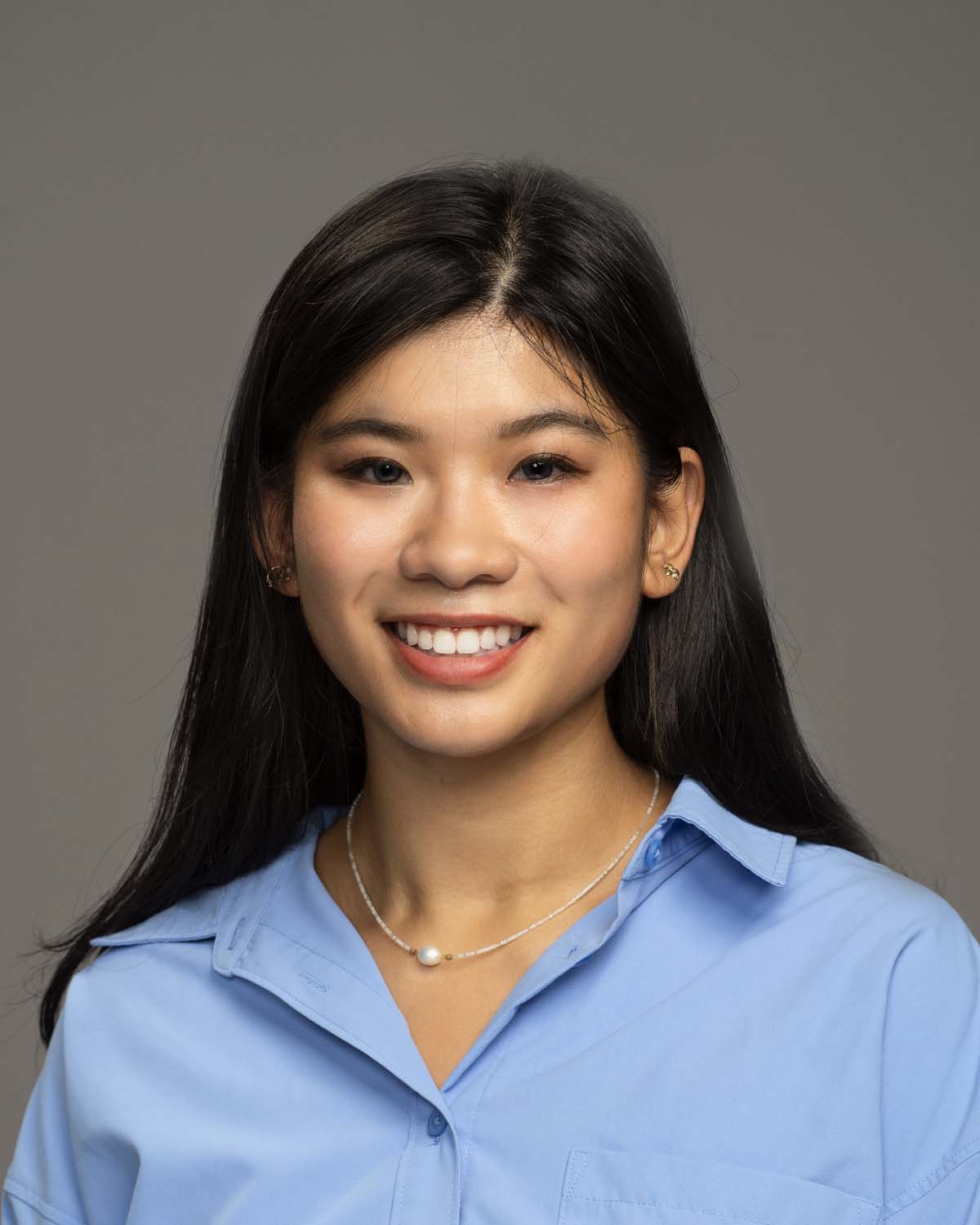 PhoebePham headshot